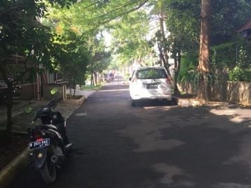 Rumah 1.5 Lantai, asri, nyaman dan tenang dimegapolitan cinere