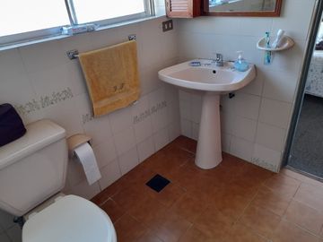 PRECIOSA CASA EN VENTA BELLAVISTA /REÑACA