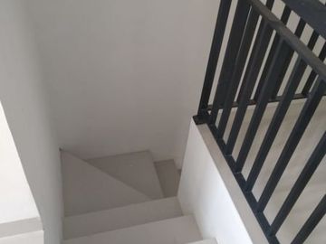 Rumah minimalis ekonomis siap huni kayu putih