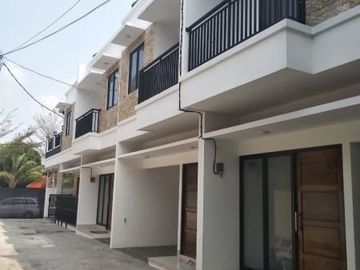 Rumah minimalis ekonomis siap huni kayu putih