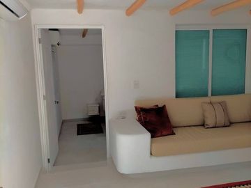 Casa Sola en El Podrido, Acapulco de Juárez, Guerrero CAEN-Er-922-Cs