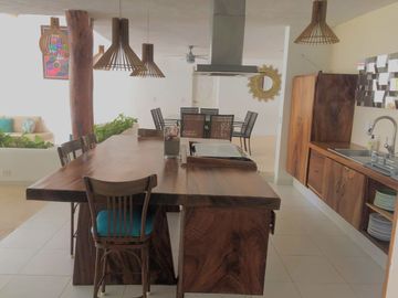 Casa Sola en El Podrido, Acapulco de Juárez, Guerrero CAEN-Er-922-Cs