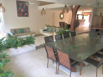 Casa Sola en El Podrido, Acapulco de Juárez, Guerrero CAEN-Er-922-Cs