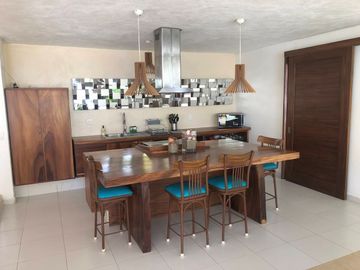 Casa Sola en El Podrido, Acapulco de Juárez, Guerrero CAEN-Er-922-Cs