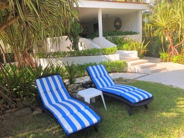 Casa Sola en El Podrido, Acapulco de Juárez, Guerrero CAEN-Er-922-Cs