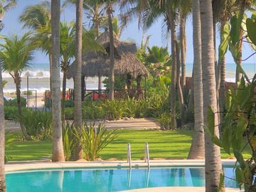 Casa Sola en El Podrido, Acapulco de Juárez, Guerrero CAEN-Er-922-Cs