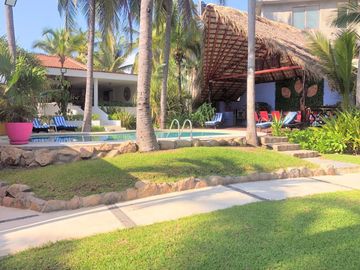 Casa Sola en El Podrido, Acapulco de Juárez, Guerrero CAEN-Er-922-Cs