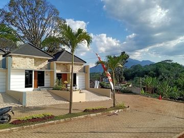 Rumah Mewah di Banyumanik