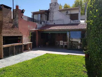 Chalet en venta en Lanus Oeste