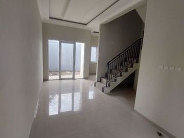 Siap Huni 2 Unit Lokasi Strategis Dekat Margonda dan Juanda Depok