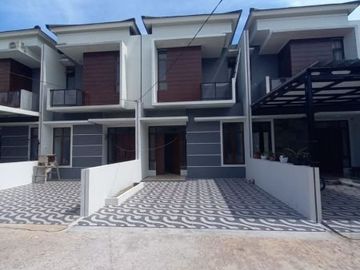Siap Huni 2 Unit Lokasi Strategis Dekat Margonda dan Juanda Depok
