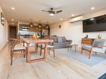 Hermoso PH de 2 rec. en AWA Playacar / Beautiful 2 bedroom PH in AWA Playacar