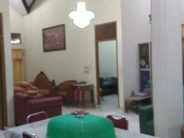 JUAL CEPAT RUMAH DALAM KOMPLEK BINA LINDUNG DEKAT JALAN RAYA JATIWARINGIN