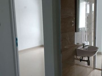Rumah 2 Lantai di Kodau Dekat Toll Jatiwarna Akses Lebar 2 Mobil
