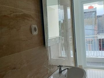 Rumah 2 Lantai di Kodau Dekat Toll Jatiwarna Akses Lebar 2 Mobil