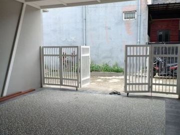 Rumah 2 Lantai di Kodau Dekat Toll Jatiwarna Akses Lebar 2 Mobil