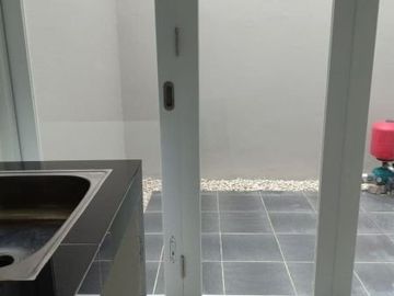Rumah 2 Lantai di Kodau Dekat Toll Jatiwarna Akses Lebar 2 Mobil