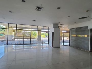 DTC Wonokromo Toko Stand Siap Pakai
