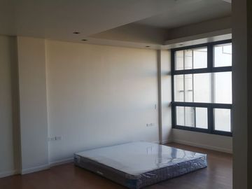 Manila otis RFO luxury townhouse near manila doctors hospital