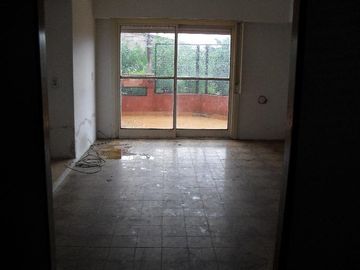 PH en Venta en Morón, Buenos Aires