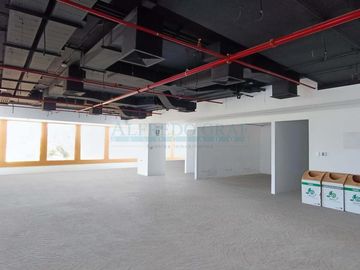 Oficinas Alquiler AV. Santo Toribio - Piso 5 - SAN ISIDRO