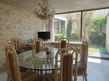 CASA EN VEN LOMAS DE TECAMACHALCO CON VIGILANCIA