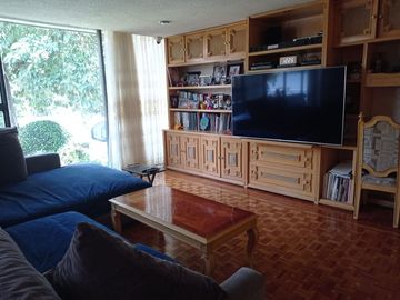 CASA EN VEN LOMAS DE TECAMACHALCO CON VIGILANCIA