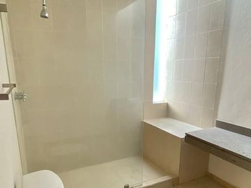 Casas en Venta en Misión San Joaquín, 3 Recamaras, 2.5 Baños, Gran Ubicación
