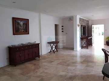 House For Sale In Maria Luisa Phase 8