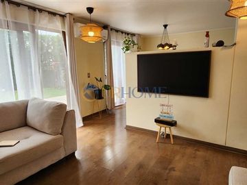 Casa En Venta 4 Dorm. 3 Baños Condominio La Florida