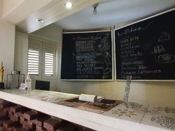 Rumah Strategis Cocok untuk Usaha Cafe di Jalan Buring Malang
