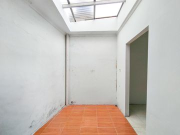 Rumah 10 Mnt ke Gerbang Tol Jatiwarna Bebas Banjir Siap KPR J-50314