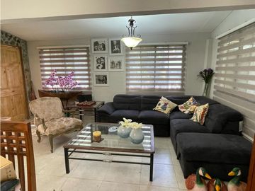 VENDO CASA 1445 MTS2 EN ALTOS DEL MARIA