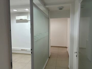 Usos Profesionales/ Educacional o médico/ Metro Manuel Mont