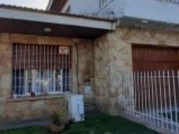 Venta de casa de 4 Amb en Monte Grande