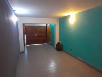 Venta de casa de 4 Amb en Monte Grande
