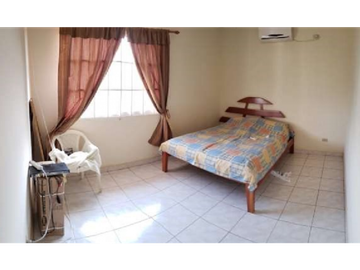 VENTA DE CASA EN CHITRE - AMOBLADA
