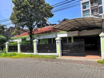 Jual Rumah Mewah Jemursari Utara daerah Wonocolo
