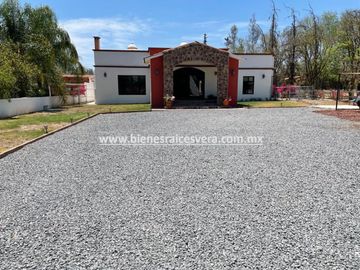 CASA EN VENTA EN TEQUISQUIAPAN EN  GRANJAS RESIDENCIALES  VERO