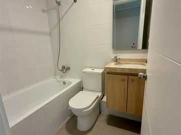 Amplio duplex , con quincho privado, 3D, 3B, 3E y B, seguro