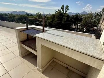 Amplio duplex , con quincho privado, 3D, 3B, 3E y B, seguro