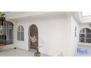 Casa en Venta Urbanización Riascos, Santa Marta.