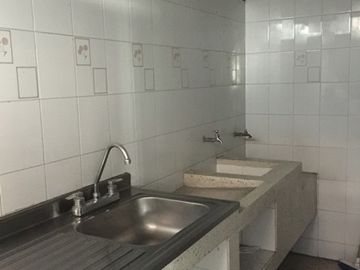 bodega en venta en lleras camargo. Cod V79237