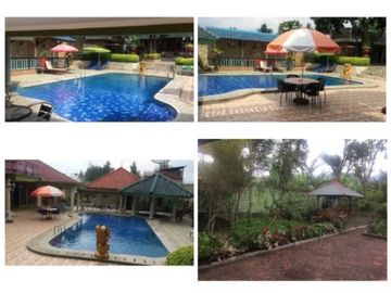 Villa DE ONE HERITAGE Jl Taman Safari Cisarua Puncak Bogor