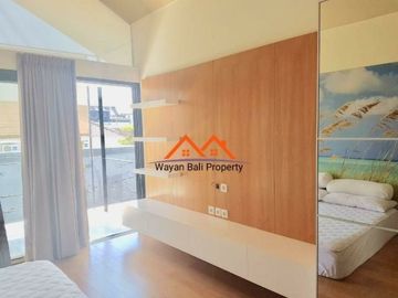 Villa Dekat Pantai Batu Belig Seminyak Bali