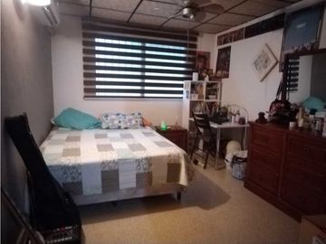 Se Vende Hermosa Casa dos Niveles en Betania