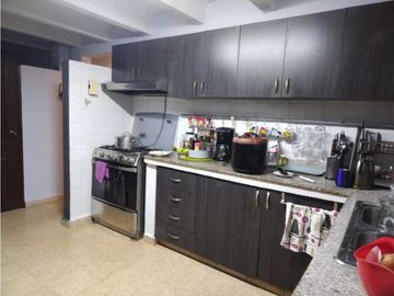 Se Vende Hermosa Casa dos Niveles en Betania