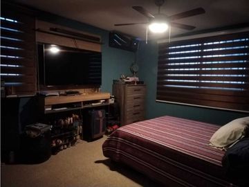 Se Vende Hermosa Casa dos Niveles en Betania