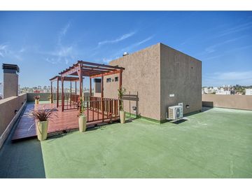 Departamento a estrenar de 2 ambientes con balcón. Zona Güemes.