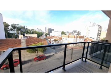 Departamento a estrenar de 2 ambientes con balcón. Zona Güemes.